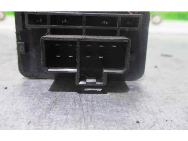   Pojistková skříňka 3916035010   KIA Joice 2001