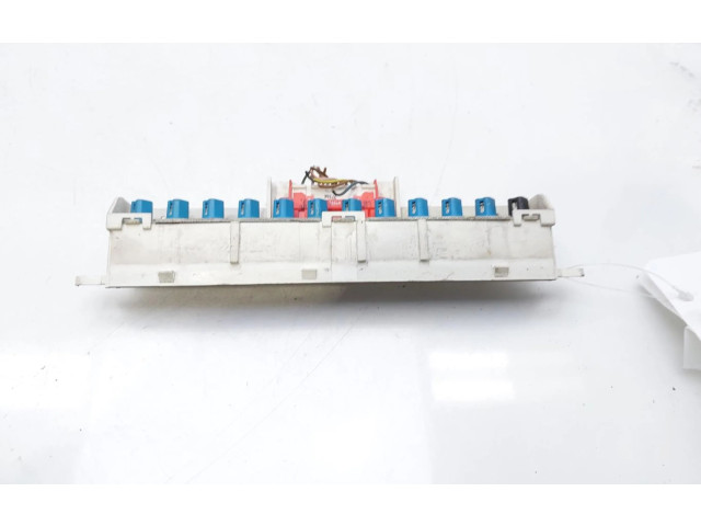 Дисплей    7700834690   Renault Twingo I