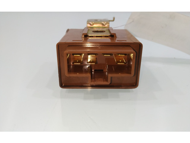 Блок управления 8737008000   SsangYong Rexton