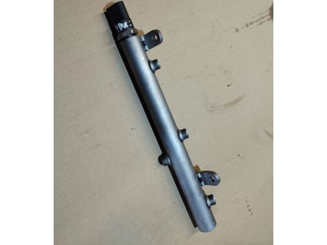 Топливная рампа A6420700695   Jeep Grand Cherokee (WK) 3.0 