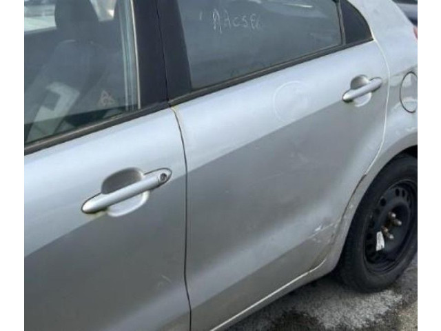 Zpětné zrcátko KIA Rio 2012