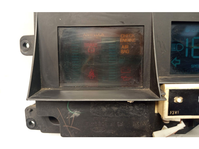 Přístrojová deska Lincoln Town Car 1994 F3VF10849FA