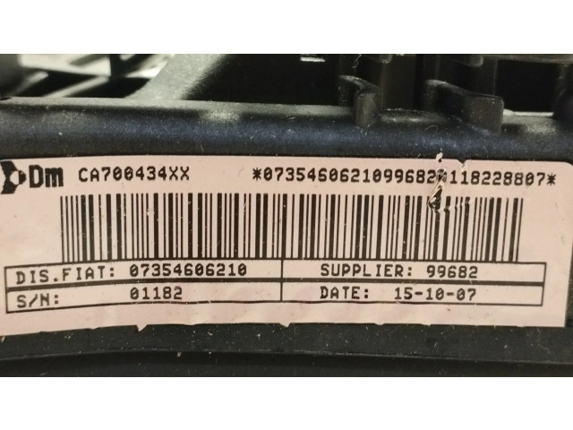 Подушка безопасности двери 70043042 Fiat Grande Punto