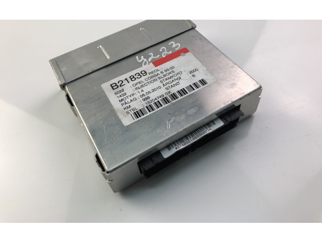 Блок управления 16204749GK   Opel Corsa B