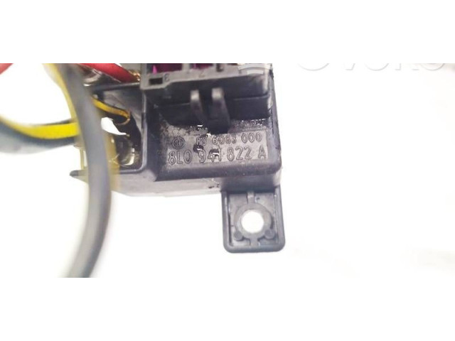 Блок предохранителей 8L0941822A, 896083000 Skoda Superb B5 (3U)