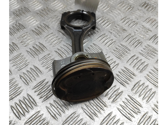 Поршень 2GR-FXE 1310131091, 1320139135 Lexus RX 330 - 350 - 400H