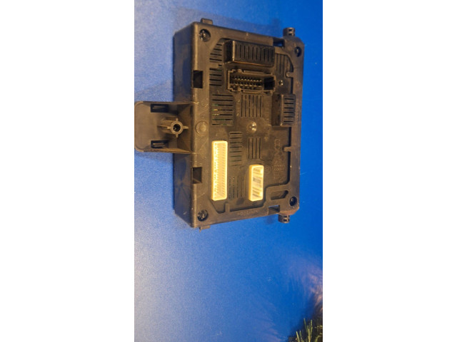 Блок комфорта 8200343734   Renault Clio III   