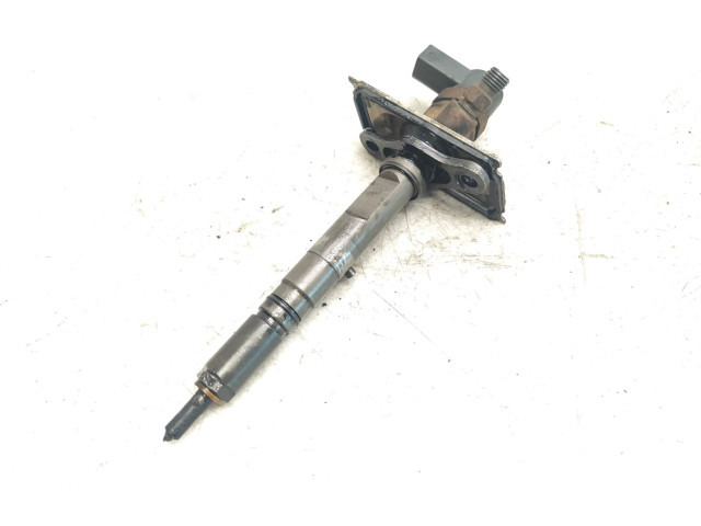 Форсунка 0445110114, 057130276H    Audi A8 S8 D2 4D   