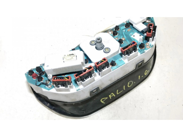 Přístrojová deska  Fiat Palio 2002   