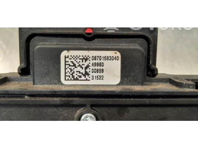 Блок предохранителей 670158304 Maserati Grecale