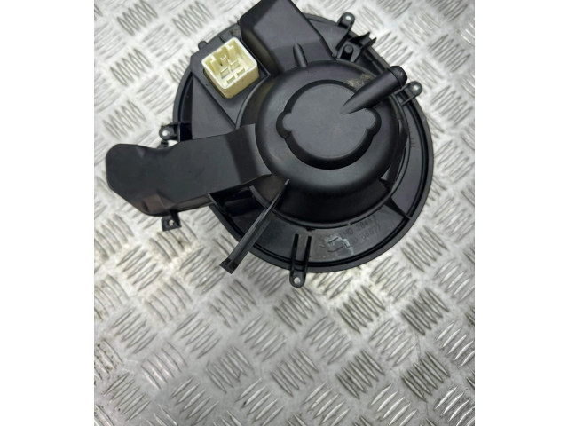 Вентилятор печки    LHD86577, 28417   Volvo V70