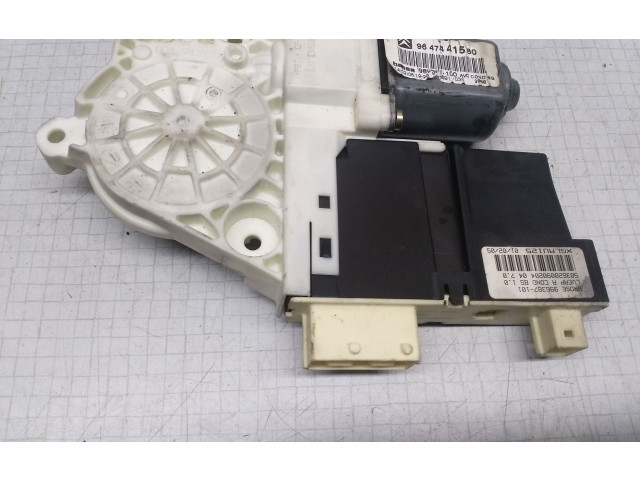 Передний двигатель механизма для подъема окон