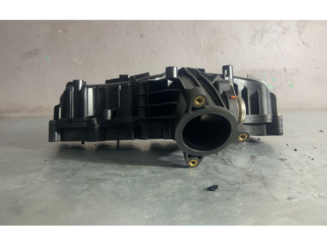 Всасывающий коллектор 03L129711B Audi Q5 SQ5