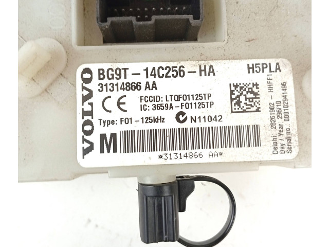 Блок предохранителей 31314866, 30786848 Volvo V70