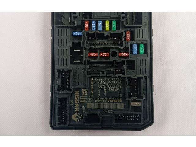 Блок предохранителей 284B69541R   Renault Clio II    