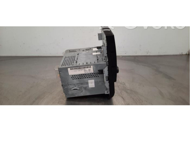 Дисплей    95B035970EX   Porsche Macan