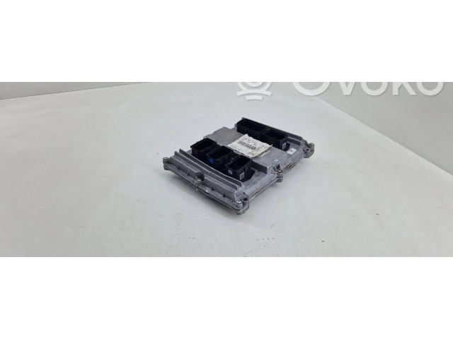 Блок управления двигателя 8W0907311B   Audi A5