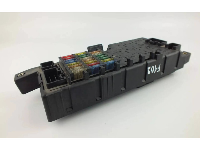 Блок предохранителей  9494207, 518323001   Volvo V70    