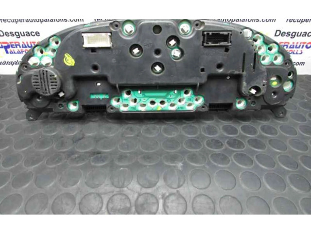 Панель приборов Peugeot 406