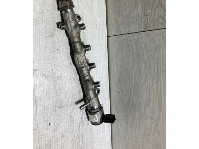 Топливная рампа 04L130764B, 04L130764B Skoda Octavia Mk3 (5E) для двигателя dgt