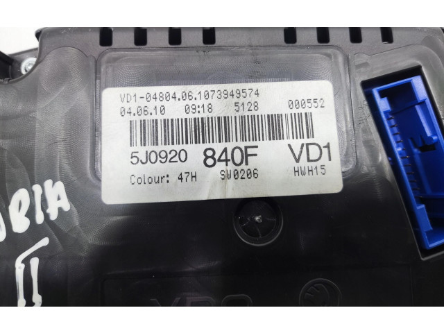 Панель приборов 5J0920840F Skoda Fabia Mk2 (5J)