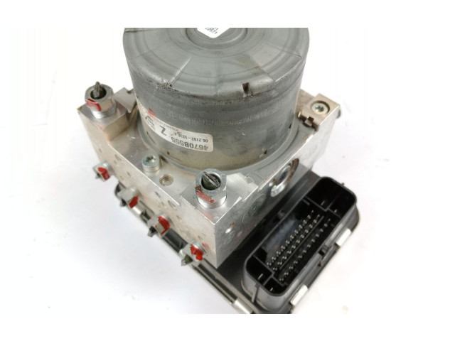 Блок управления АБС 4670B555   Mitsubishi Outlander