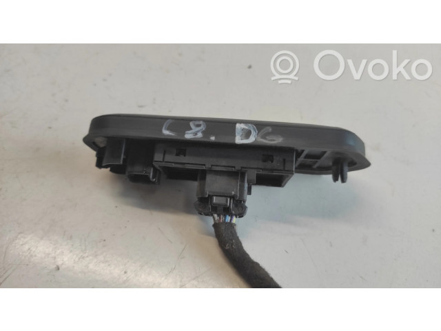 Контактное соединение дверей