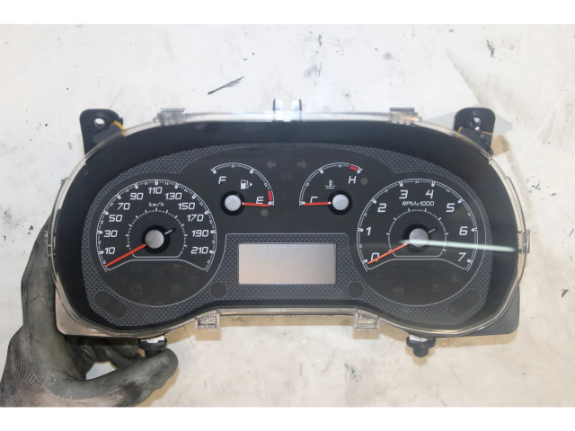 Панель приборов    Fiat Fiorino       