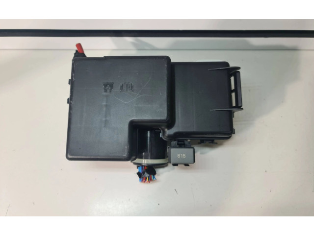 Блок предохранителей 31384034, 0339536 Volvo XC90