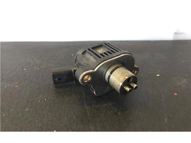 Блок управления 04E906048A   Volkswagen Golf VII