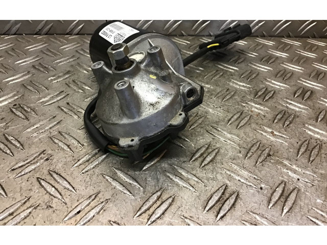 Моторчик дворников 91498233 Opel Meriva A