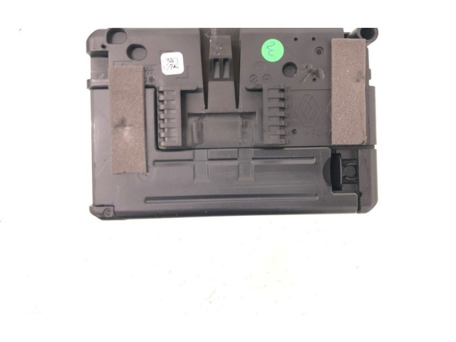 Блок управления навигации (GPS) 282752549R, 282752549R   Renault Clio V