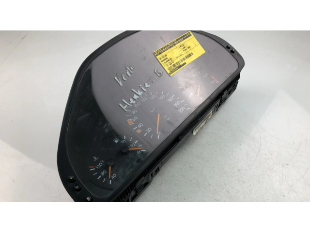 Přístrojová deska Mercedes-Benz C AMG W202 1999 2025400548