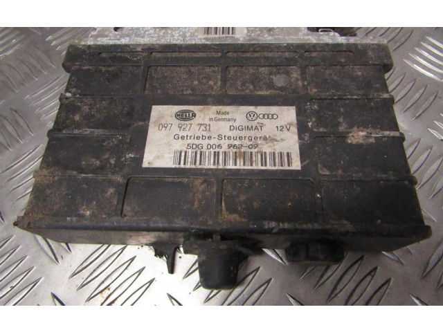 Блок управления коробкой передач 097927731, 5DG006962-09   Volkswagen PASSAT B4