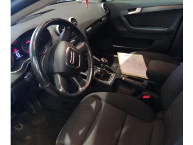 Руль Audi A3 S3 A3 Sportback 8P 2005 - 2013 года