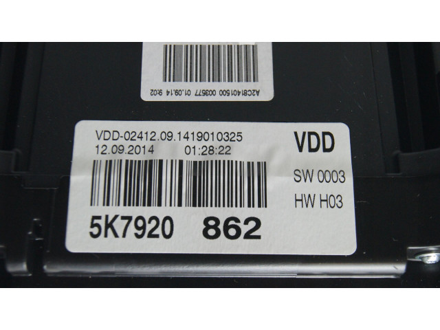 Панель приборов 5K7920862 Volkswagen Golf VI