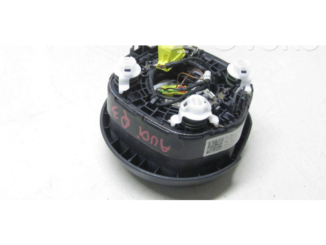 Подушка безопасности водителя 8V0880201AC Audi Q3 8U