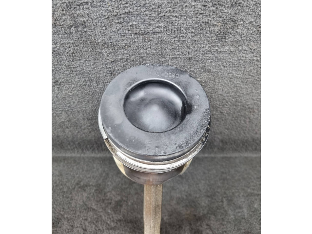 Píst 057107065CA, 057198401C   Audi Q7 4L     