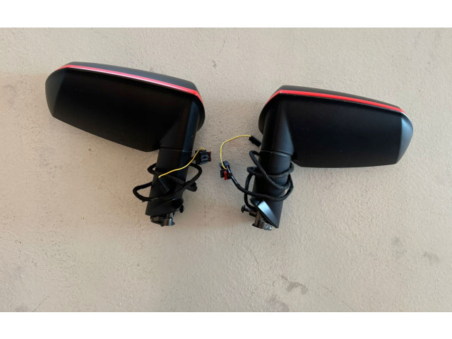 Zpětné zrcátko Lamborghini Urus 2005