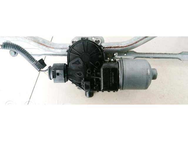 Моторчик дворников 0390243050, 058    Alfa Romeo Giulietta