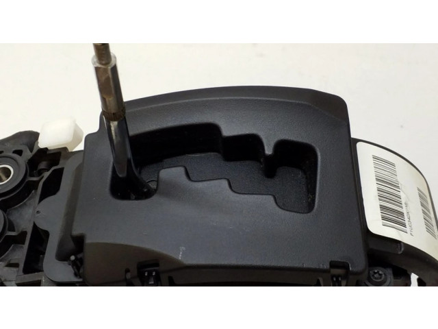 Механизм переключения передач (кулиса) (в салоне)