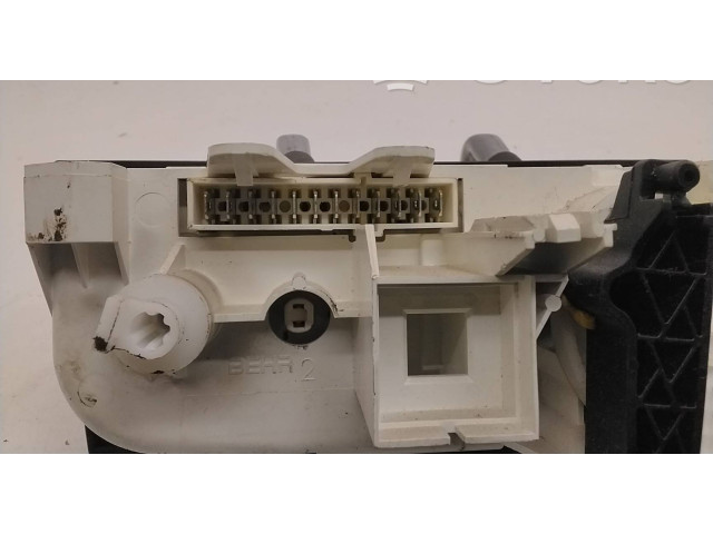 Блок управления климат-контролем 13191583, 74335302   Opel Meriva A