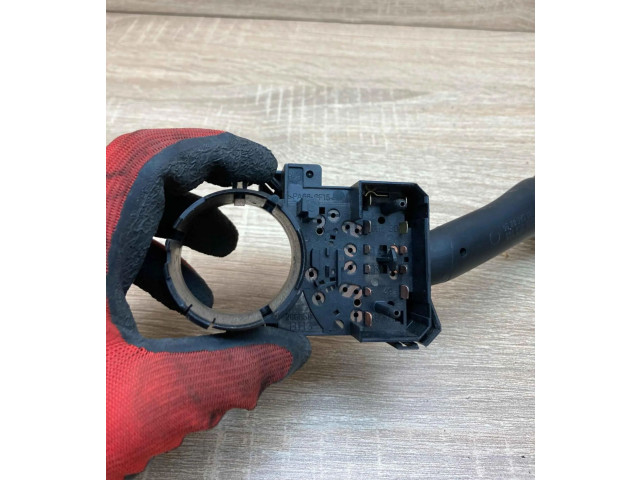 Ручка стеклоочистителей 8L0953513 Audi A6 S6 C5 4B