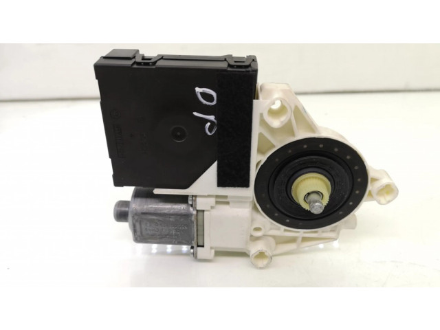 Передний двигатель механизма для подъема окон