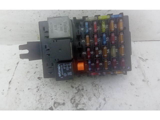 Блок предохранителей 841H000 Alfa Romeo 166