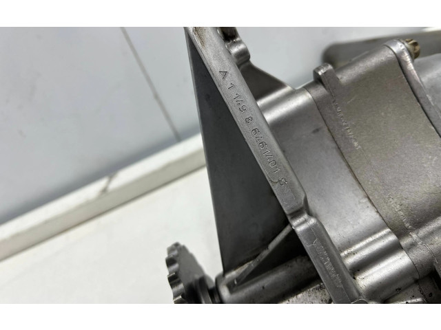 Масляный насос   6111810201, a6121810047  Mercedes-Benz Vito Viano W639 