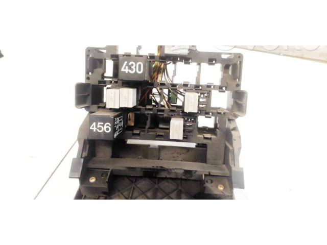 Pojistková skříňka Volkswagen Sharan 2004