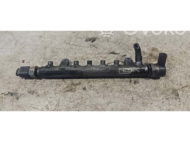 Топливная рампа 03L130089, 100100319 Audi A3 S3 8P для двигателя CBAB