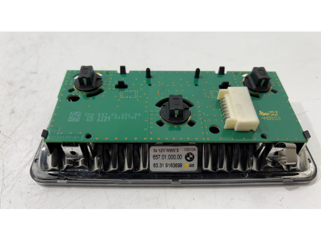 Фонарь освещения задних мест