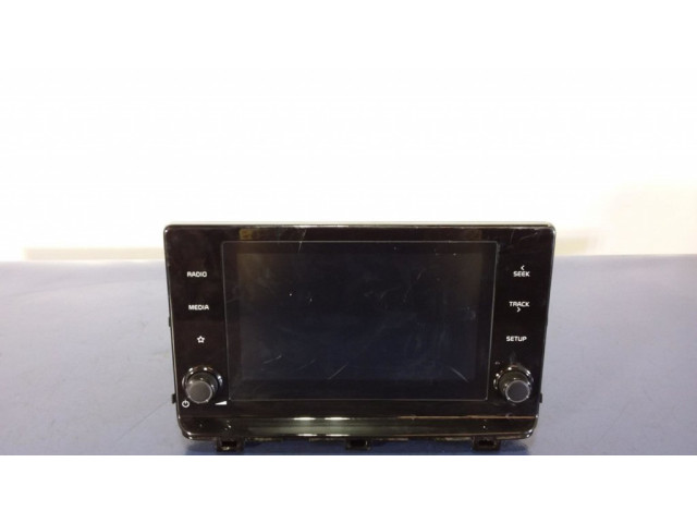 Радио/ проигрыватель CD/DVD / навигация